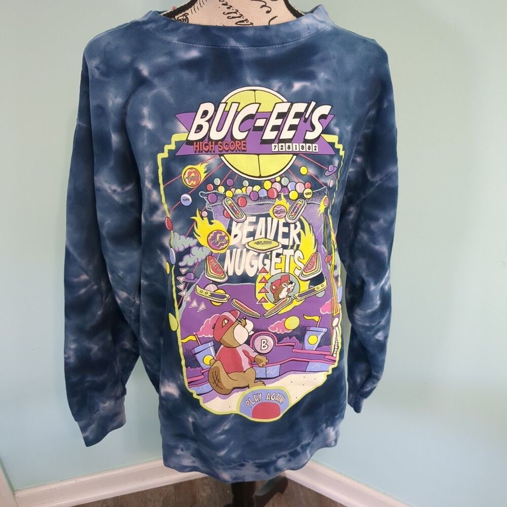 Buc-ees Sweatshirt large Pinball Arcade Retro Beaver Nuggets Texas Blue Tie-Dye